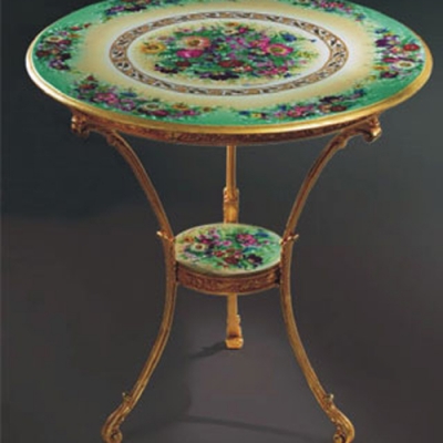 Round Table