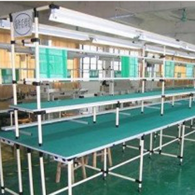 B&agrave;n thao t&aacute;c