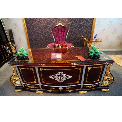 Boss Table Set